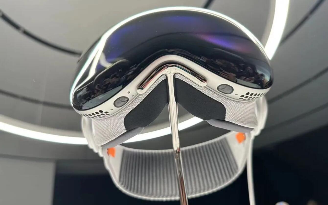 蘋(píng)果頭戴顯示vision pro